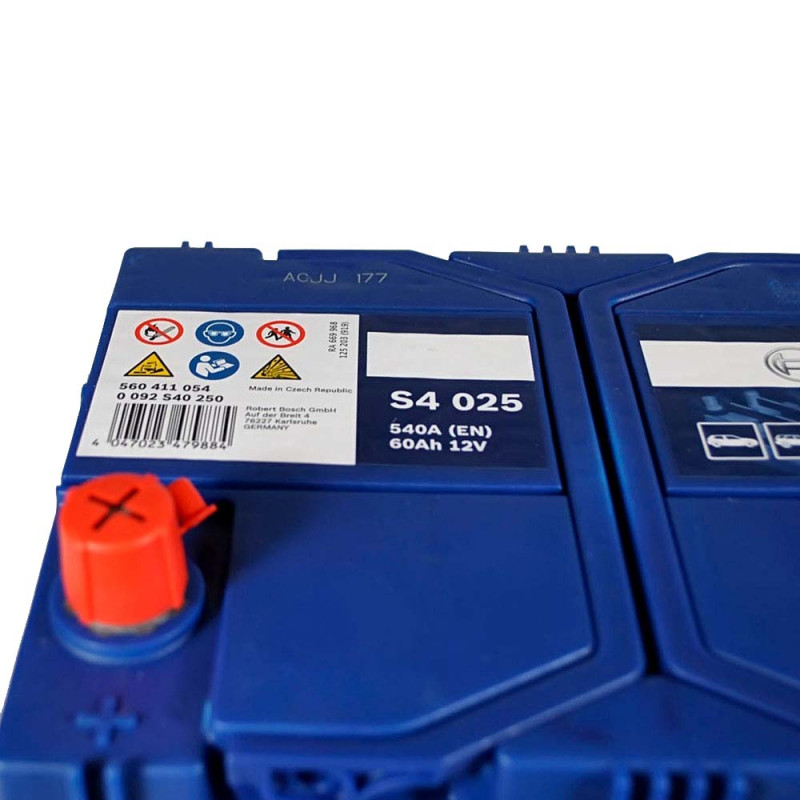 Автомобільний акумулятор BOSCH (S40 250) (D23) Asia 60Ah 540A L+